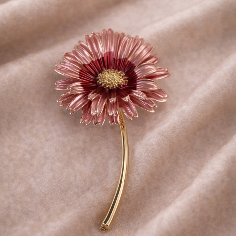 Pink Daisy Elegant Floral Gold Brooch 49$